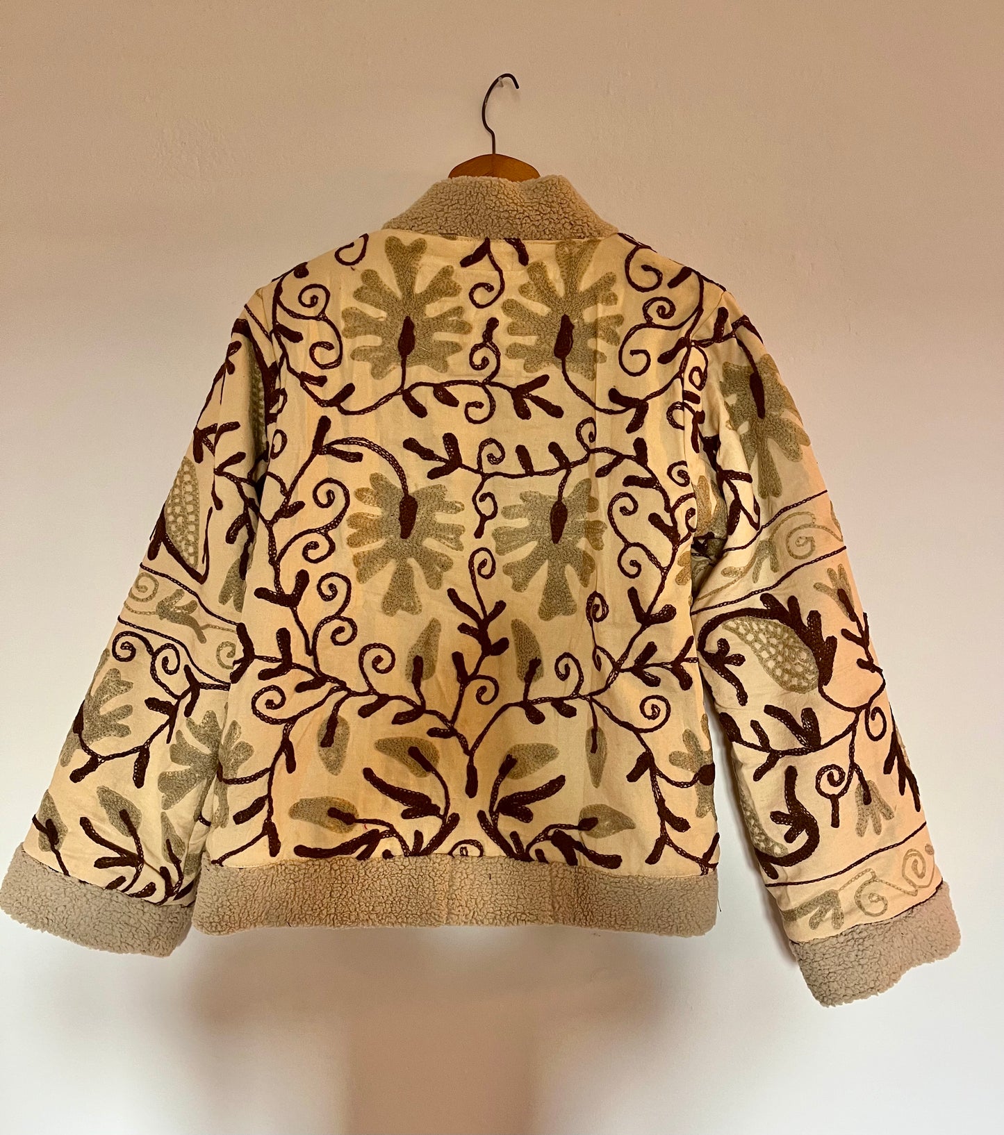 Suzani jacket beige