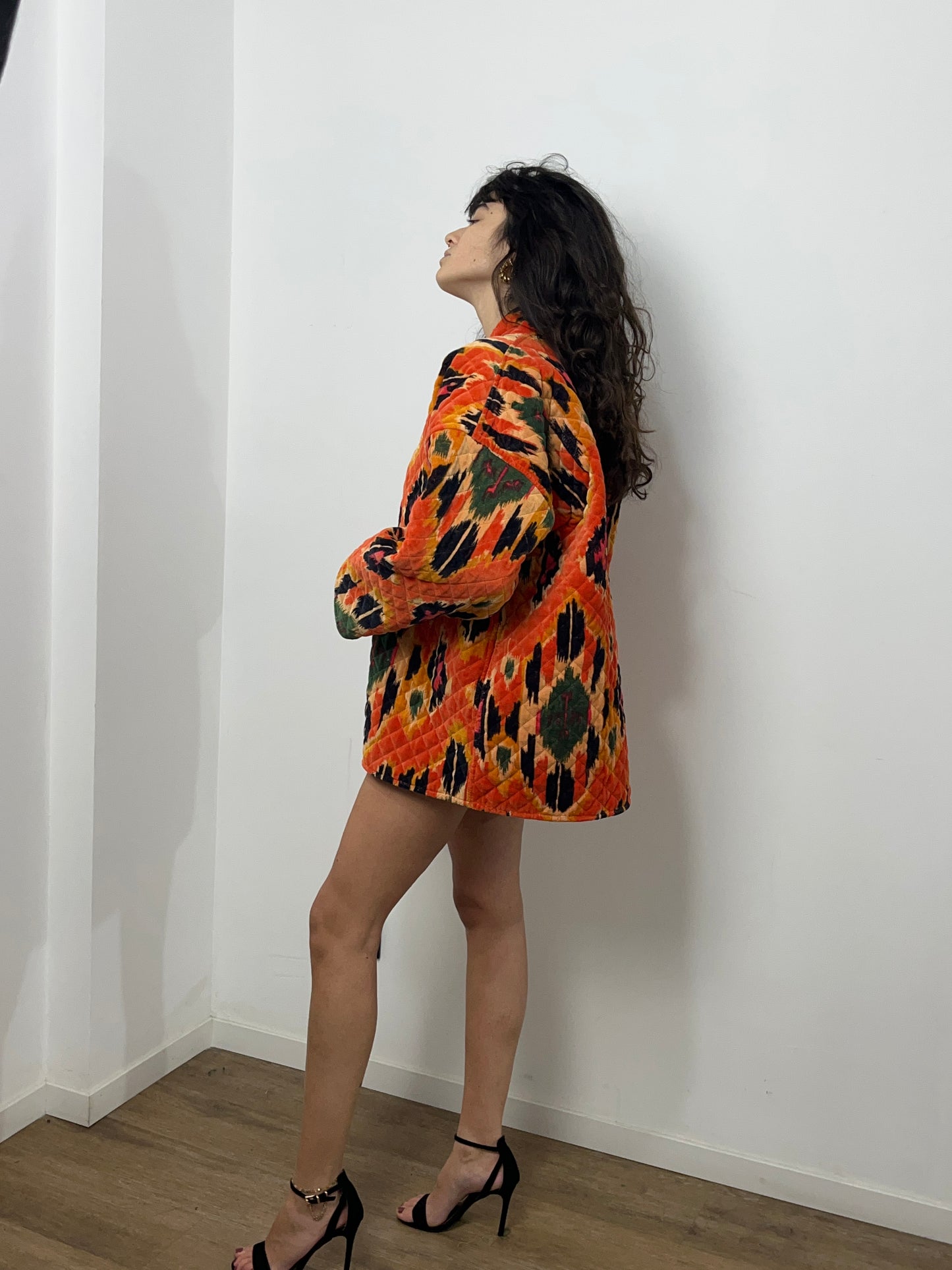 Giacca velluto stampata arancione.